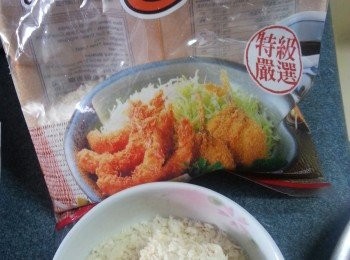 step6: 最後將豆腐沾滿麵包糠