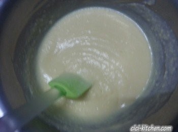 step3: 芒果去皮, 切片, 備用.