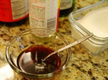 step3: 混合<span class="group_2">照燒醬汁</span>備用