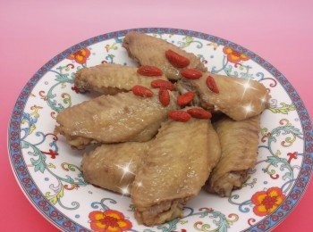 step7: 吃時放上浸軟的杞子即可。