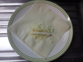 step3: 再加上少許芝士碎。