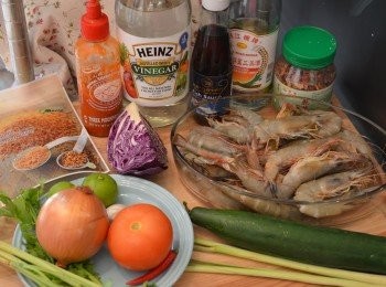 step1: 預備材料。
