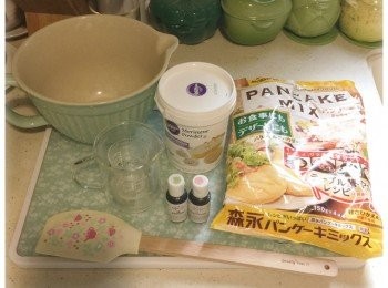 step1: 這是今次甜甜圈使用的所有材料。
