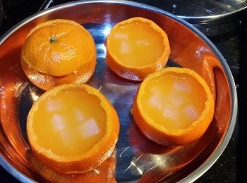 step6: 再放入雪櫃下格，雪上至少4小時以上呀