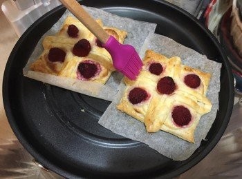 step9: 取出掃點蜜糖水，再焗多1-2分鐘便可