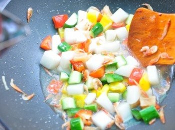 step4: 加入約100cc冷水煮至沸騰