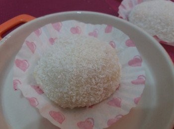 step1: 材料A-C順序逐一加入攪拌均勻順滑至無粉粒