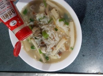 step13: 當要食時才加少許白胡椒粉一起進食