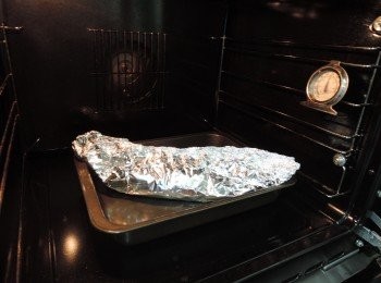 step4: 錫箔紙兜放焗盤上， 再放入預熱220度焗爐焗25分鐘便完成。