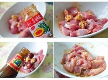 step1: 將里肌肉片切成小塊狀，再加入少許的腐乳汁及2塊豆腐乳抓捏，接著辦入鮮美的【李錦記舊庄特級蠔油】攪拌均勻醃漬片刻