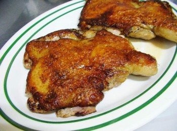 step4: 然後盛起ˊ靜置一下再切片ˊ並灑上少許黑胡椒即可