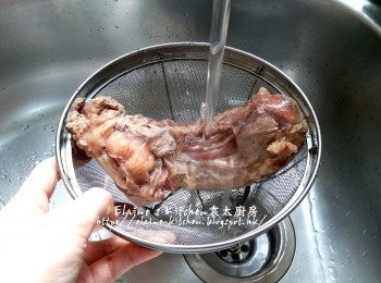 step3: 盛起用水沖一沖洗及瀝乾