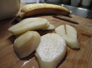 step3: 所有水果需切成片狀，以方便待會烹調。