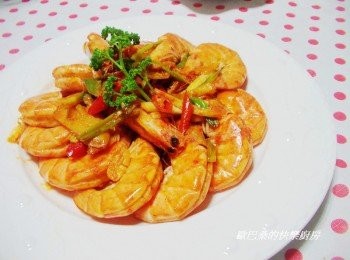 step8: 蝦肉鮮甜又有彈性ˊ非常入味好吃哦。 最重要的ˊ料理輕鬆也能快速上桌ˊ 喜歡的再嘗試做做看。