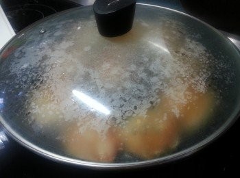 step6: 煮至豆腐雞肉餅充份吸收即可