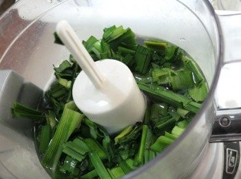 step3: 放入果汁機打碎