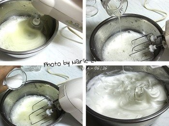 step2: 【A】製作蛋白霜：

將放置與室溫相同的蛋白 (不能沾到蛋黃、水和油) 放進大鋼盆裡
用打蛋器攪打出細緻泡沫後慢慢加進檸檬汁和一半的糖
再繼續攪打至出現更多的泡沫後將剩下的糖全加入
使用高速打至蛋白發泡成拿起打蛋器蛋白尾部會呈現彎曲即可 (濕性發泡)