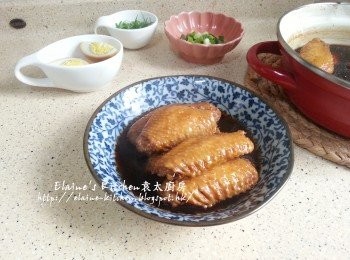 step10: 食時再煮滾 , 先將<a href="https://bit.ly/3zHU5V3" target="_blank" data-keyword="雞翼" class="guide-link"><strong>雞翼</strong></a> <span style="display:inline-block;vertical-align:middle;margin-top:-3px;color:initial;border-radius:3px;padding:2px 3px;font-size:12px;line-height:14px;background:#87d300;color:#fff;">即買</span> 放上碟 , 雞蛋切件