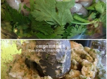 step2: 將莞茜、蝦、鱈魚柳、蛋白、麻油、入攪拌機內攪爛至滑身，