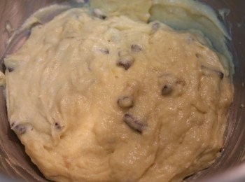 step5: 輕輕混進朱古力粒