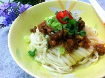 step7: 今天就吃肉燥麵吧~