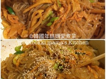 step7: 最後加入麻油和炒香芝麻將粉絲炒香拌勻即可。