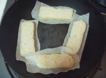 step7: 食用時切1公分厚度,煎至呈黃即可.