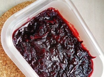 step3: 關火後放入玻璃瓶存放即可。