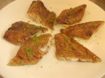 step4: 4.灑上檸檬皮削ˊ送微波ˊ以強微波2分鐘處理