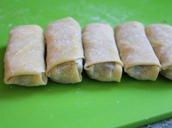 step2: 用餛飩皮包起來