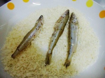 step4: 然後一一裹上麵包粉