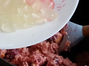 step9: 加入蘆薈粒拌勻。