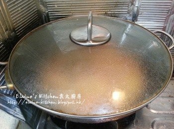 step9: 再蓋上蓋轉用中火煮3分鐘