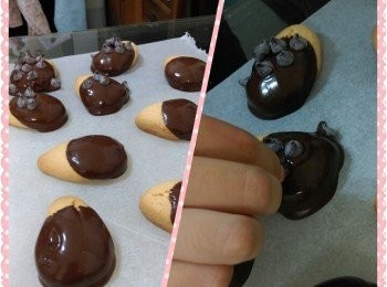 step4: 一粒粒粘上頗費時間但比較美,也可用沾的喲~