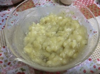 step2: 香蕉壓爛成蓉備用
