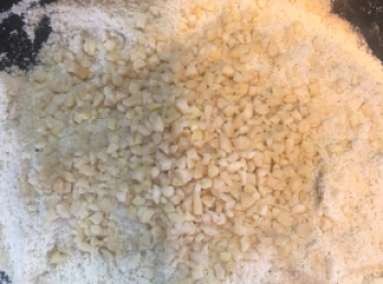 step2: 再加入杏仁粒 （可加可唔加）