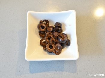step3: 切片橄欖備料