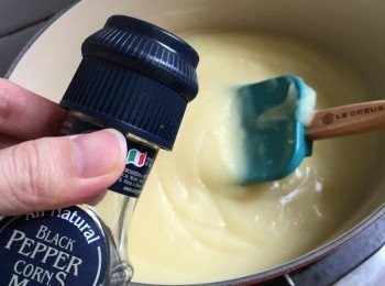 step8: 再加入黑楜椒粉