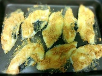 step3: 鱈魚片兩面塗上薄薄一層味噌，冷藏8小時以上。