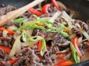 step4: 起鍋前, 放蔥青即完成