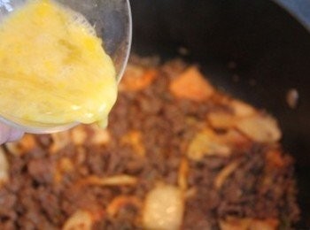 step3: 起鍋前淋上蛋花