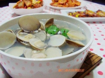 step4: 湯頭清爽又鮮美的薑絲蛤蜊湯就完成囉~