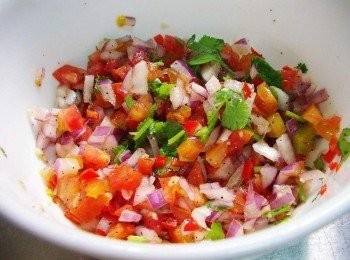 step3: 步驟2完成ˊ將<span class="group_3">調味B</span>加入拌勻ˊ可以試試味道ˊ 依據個人喜好再調整ˊ然後先放冷藏