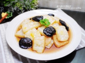 step5: 5.綿密可口【醬香苦瓜】就完成囉。

如果懶得顧爐ˊ在步驟4添入所有<span class="group_2">調味</span>後ˊ用電鍋完成也可以ˊ
(但悶燒方式醬汁會較濃郁)
口感上依喜好決定悶煮時間ˊ喜歡ˊ吃得開心最重要喔。