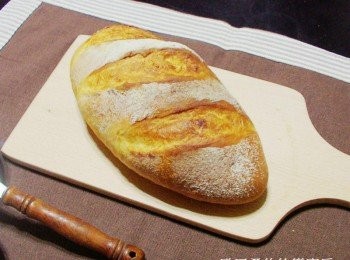 step5: 美味可口歐風奶油麵包就完成囉。 完成現切現吃ˊ風味一級棒喔。