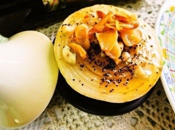 step5: 作法超簡單，調味都一樣!只要洗淨切一切進烤箱烤約50分鐘就輕輕鬆鬆上菜；洋蔥因比較慢軟化~要多烤15分鐘。