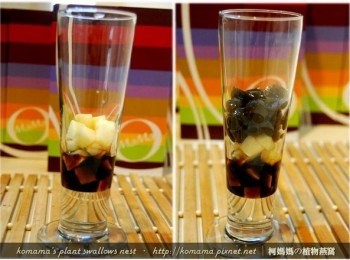 step7: 隨後依序放入切成塊狀的蘋果與1/4圓大小的黑木耳QQ圓。