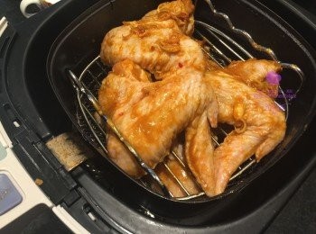 step2: 用Air fryer 160度焗 20-25分鐘 或用焗爐180度焗 20-25 分鐘。上碟後灑上青檸汁更惹味。