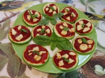 step3: 出爐後加上新鮮蘿勒或洒上乾的蘿勒，令菜式更美味！