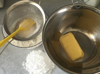 step1: 預熱焗爐170度。